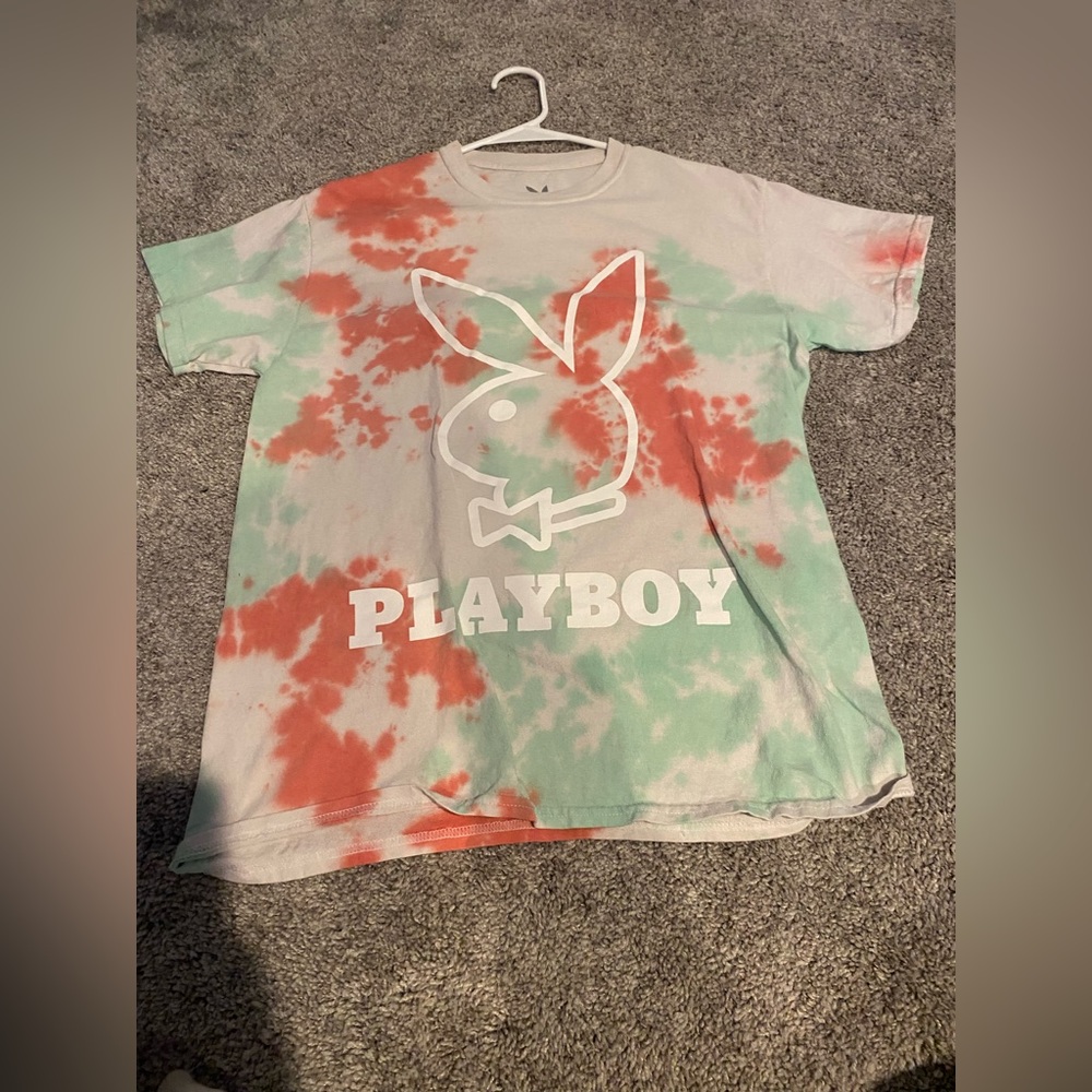 oversized playboy tee